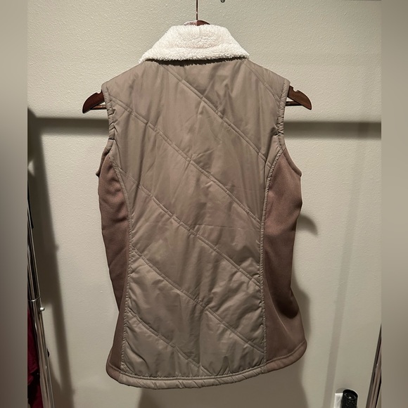 Avalanche fur lined vest - Picture 4 of 4